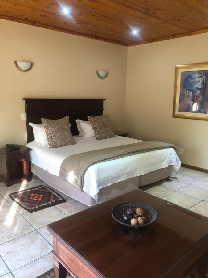 Oak Tree Lodge Paarl Esterno foto