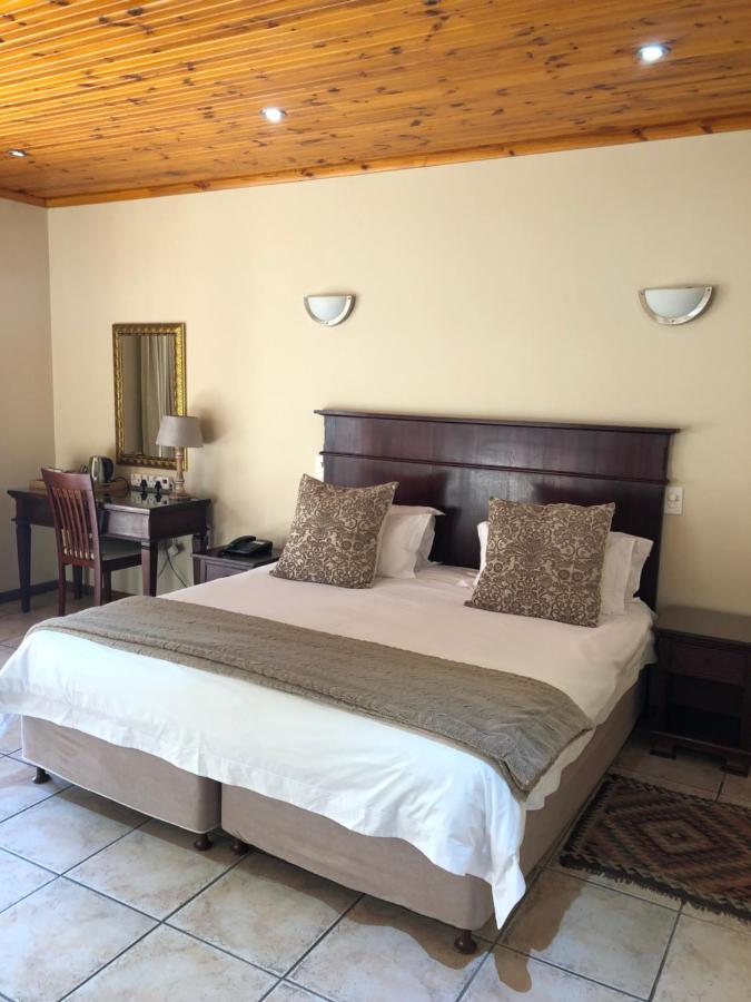 Oak Tree Lodge Paarl Esterno foto