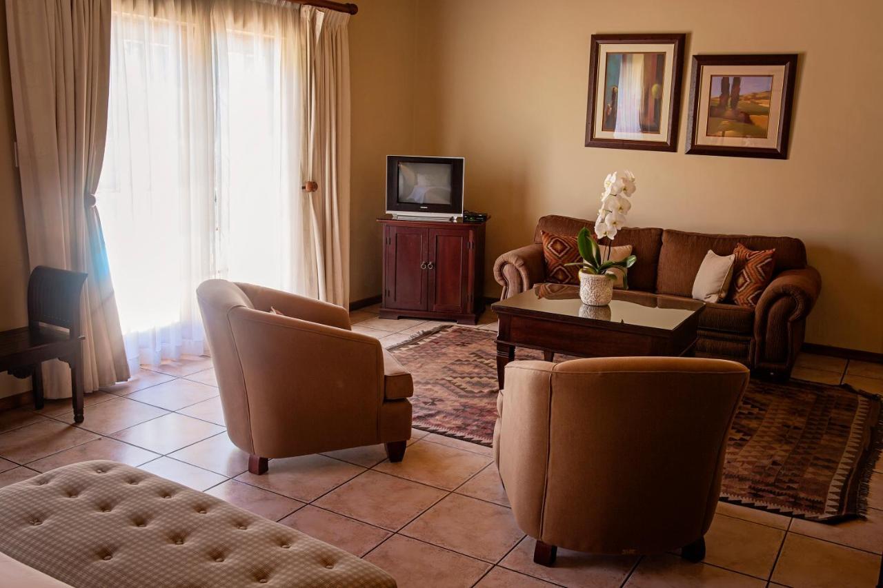 Oak Tree Lodge Paarl Esterno foto